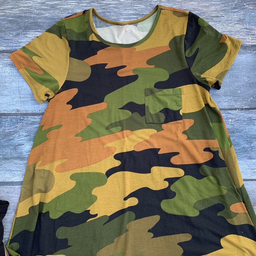Lularoe carly dress size large fits size 14/16